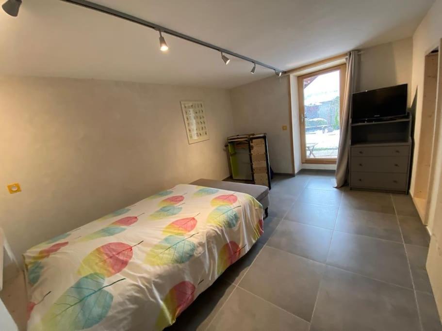 Dans Hameau, Pres Des Pistes Logement De Plein Pied Au Calme Taninges Eksteriør bilde