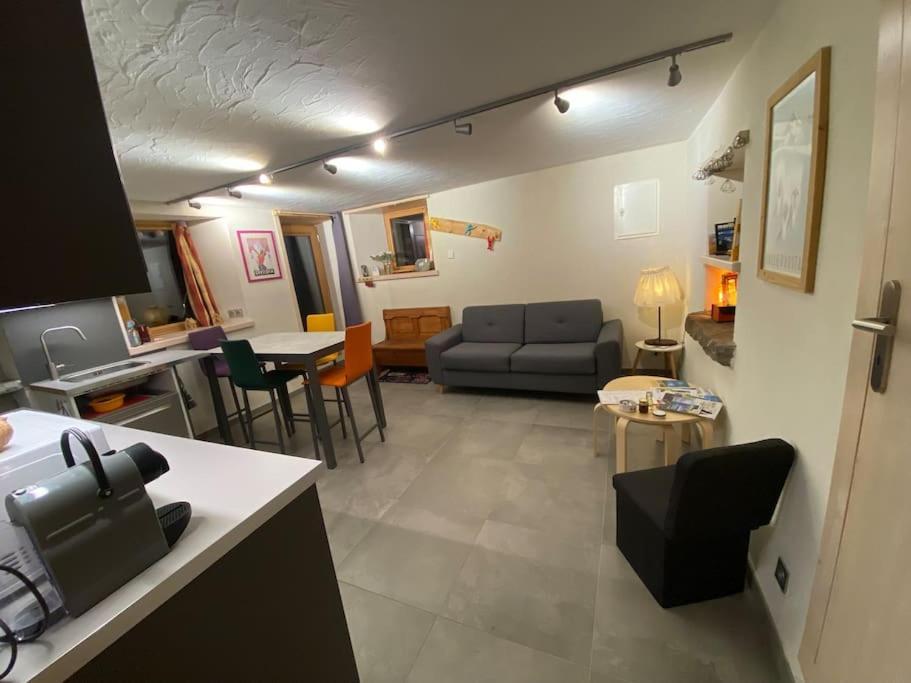 Dans Hameau, Pres Des Pistes Logement De Plein Pied Au Calme Taninges Eksteriør bilde